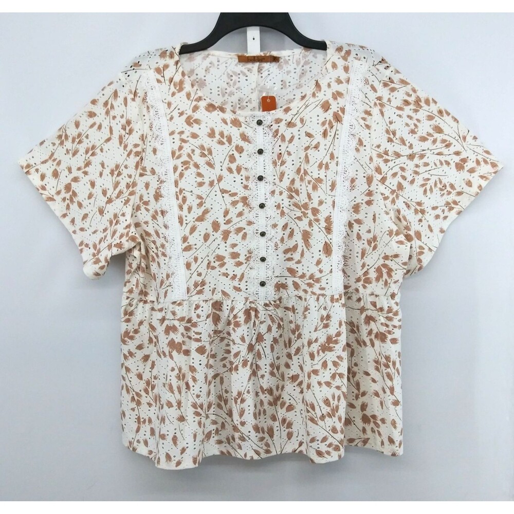 Belldini Blouse Women Size 2X White Floral Lace Button Accent Short Sleeve NWT